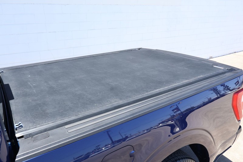 Ford F-150 Vehicle Full-screen Gallery Image 10