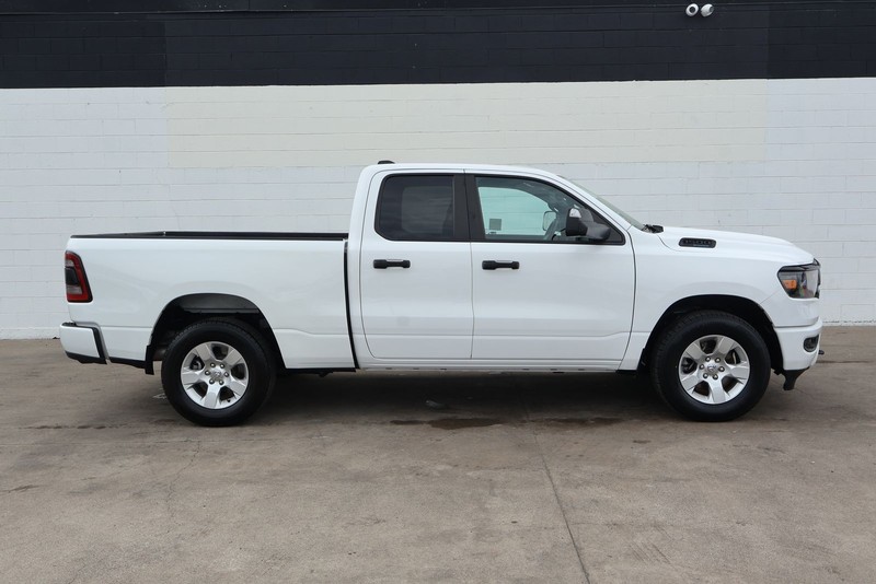 Ram 1500 Vehicle Full-screen Gallery Image 01