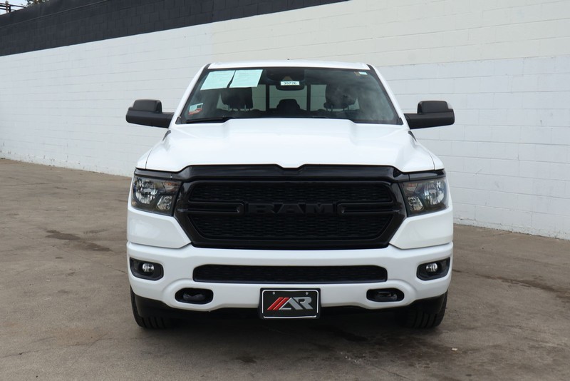 Ram 1500 Vehicle Full-screen Gallery Image 03