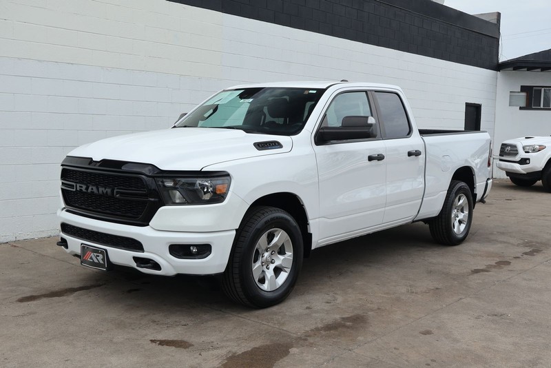 Ram 1500 Vehicle Full-screen Gallery Image 12