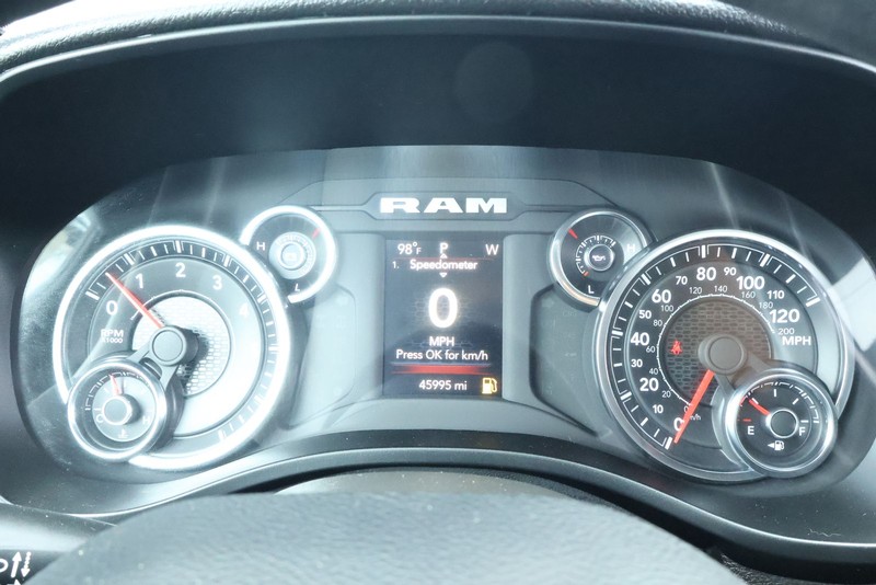Ram 1500 Vehicle Full-screen Gallery Image 26