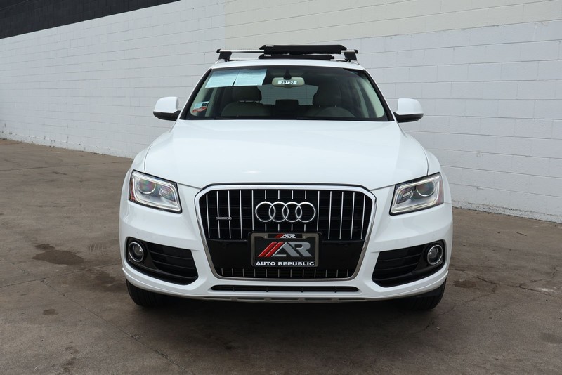 Audi Q5 Vehicle Full-screen Gallery Image 02