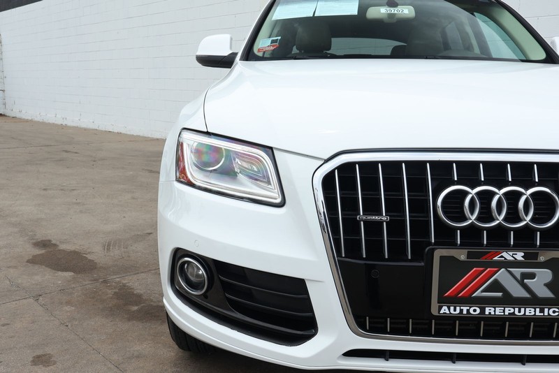 Audi Q5 Vehicle Full-screen Gallery Image 03