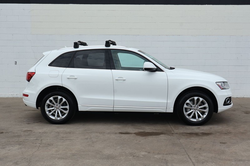 Audi Q5 Vehicle Full-screen Gallery Image 04