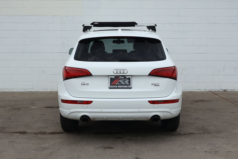 Audi Q5 Vehicle Full-screen Gallery Image 06