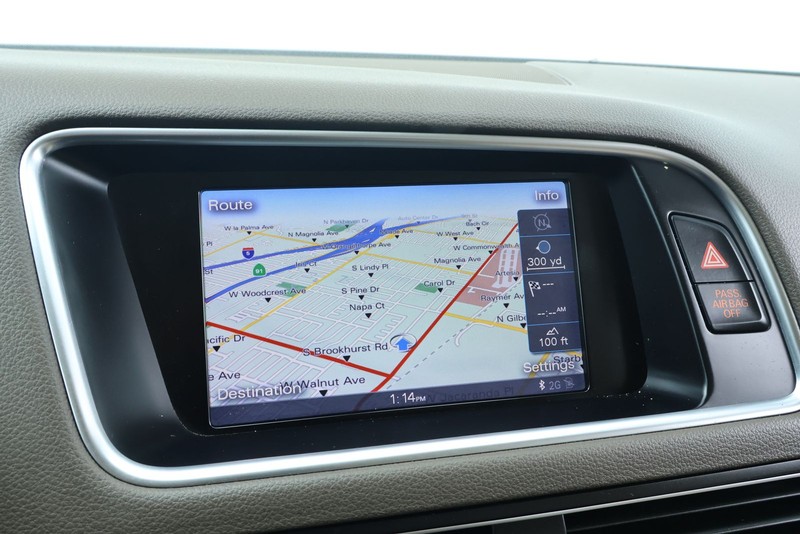 Audi Q5 Vehicle Full-screen Gallery Image 32