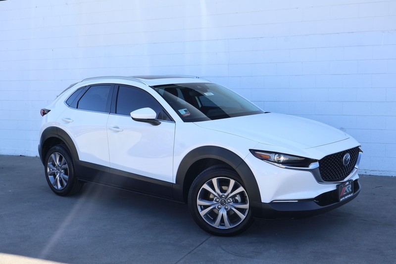 Mazda CX-30 Vehicle Full-screen Gallery Image 01