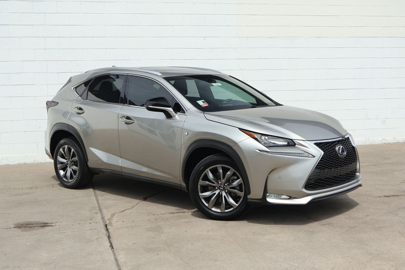 Lexus NX 200t Vehicle Full-screen Gallery Image 01