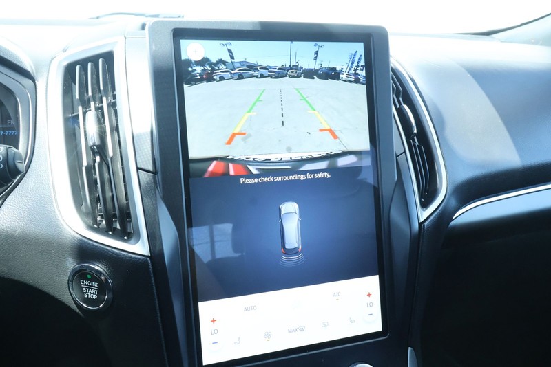 Ford Edge Vehicle Full-screen Gallery Image 33