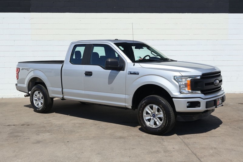 Ford F-150 Vehicle Full-screen Gallery Image 02