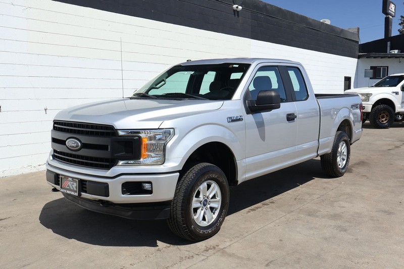Ford F-150 Vehicle Full-screen Gallery Image 13