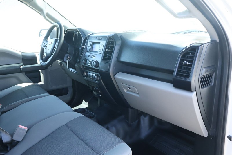 Ford F-150 Vehicle Full-screen Gallery Image 20