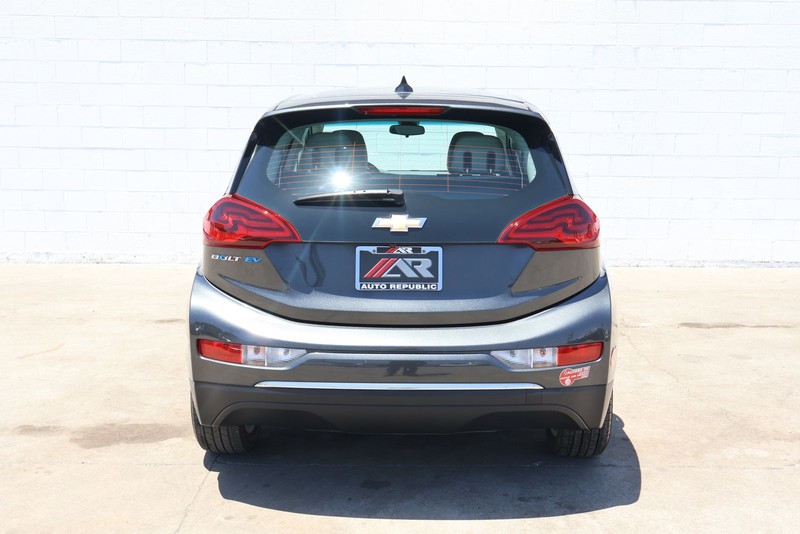Chevrolet Bolt EV Vehicle Full-screen Gallery Image 06