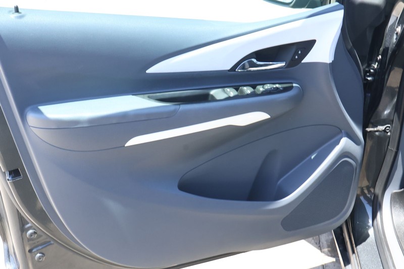 Chevrolet Bolt EV Vehicle Full-screen Gallery Image 13