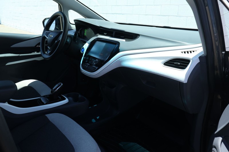 Chevrolet Bolt EV Vehicle Full-screen Gallery Image 17