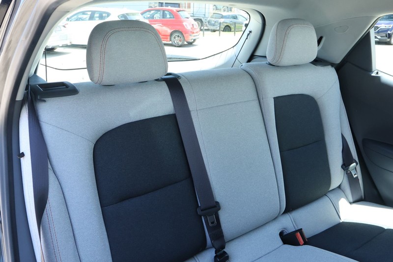 Chevrolet Bolt EV Vehicle Full-screen Gallery Image 19