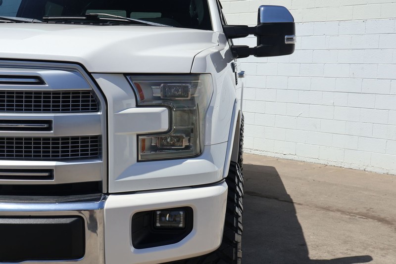 Ford F-150 Vehicle Full-screen Gallery Image 03