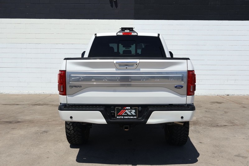 Ford F-150 Vehicle Full-screen Gallery Image 06