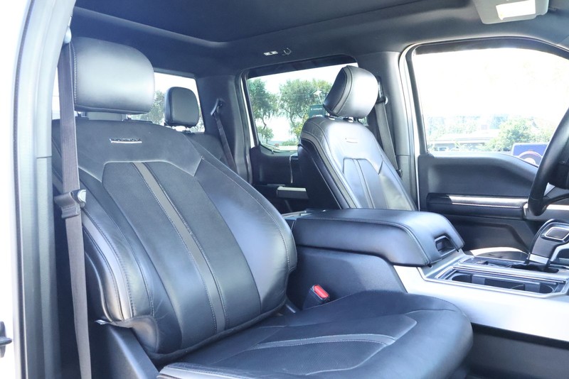 Ford F-150 Vehicle Full-screen Gallery Image 27