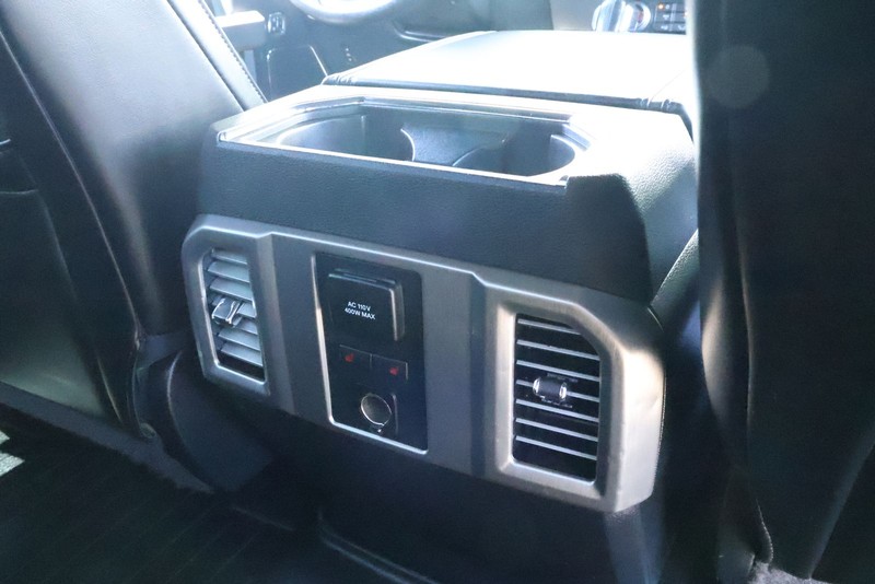 Ford F-150 Vehicle Full-screen Gallery Image 29