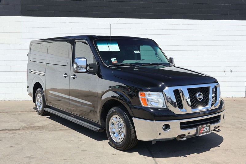 Nissan NVP Vehicle Full-screen Gallery Image 02