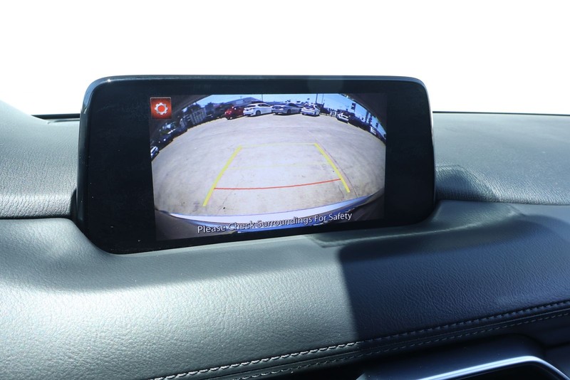 Mazda CX-5 Vehicle Full-screen Gallery Image 28