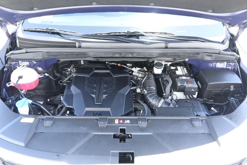 Kia Carnival Vehicle Full-screen Gallery Image 15