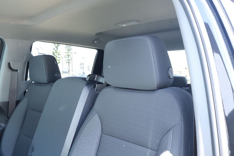 GMC Sierra 1500 Vehicle Full-screen Gallery Image 24