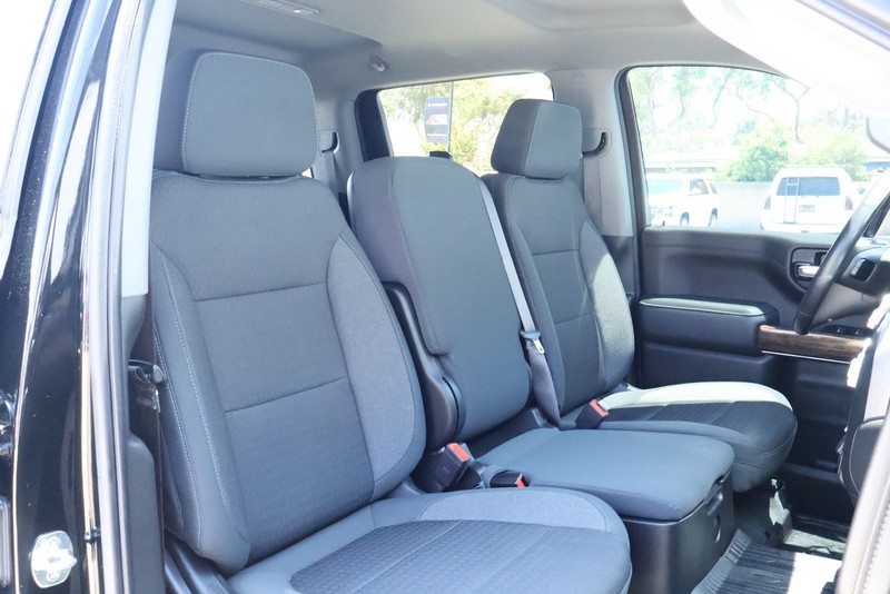 GMC Sierra 1500 Vehicle Full-screen Gallery Image 26