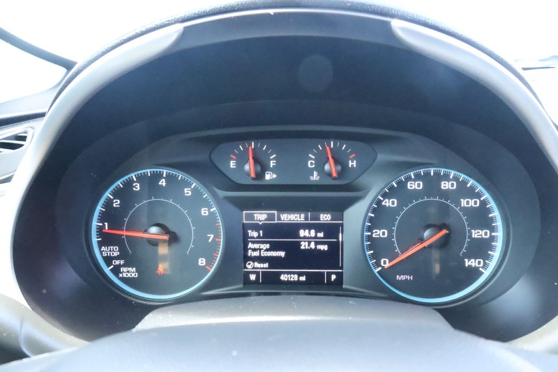 Chevrolet Malibu Vehicle Full-screen Gallery Image 23