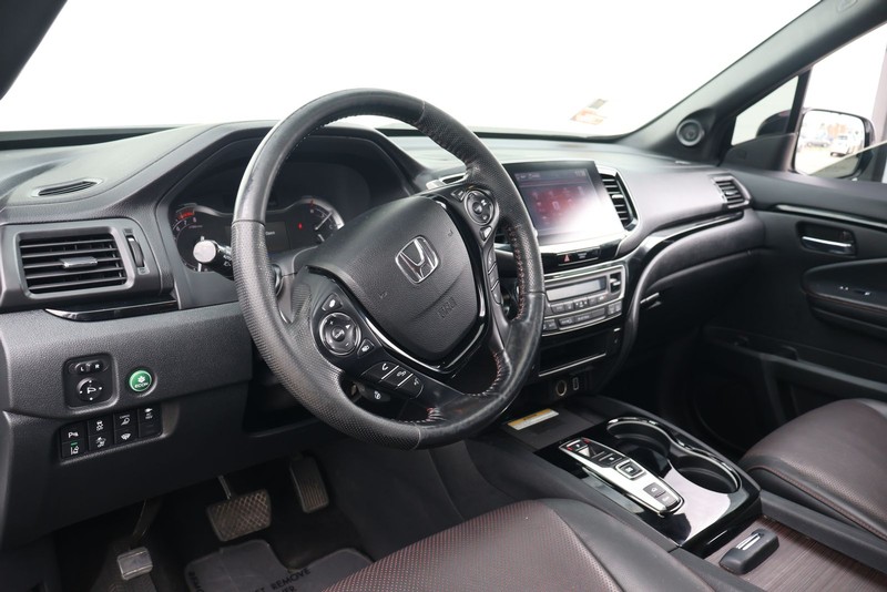 Honda Ridgeline Vehicle Full-screen Gallery Image 15