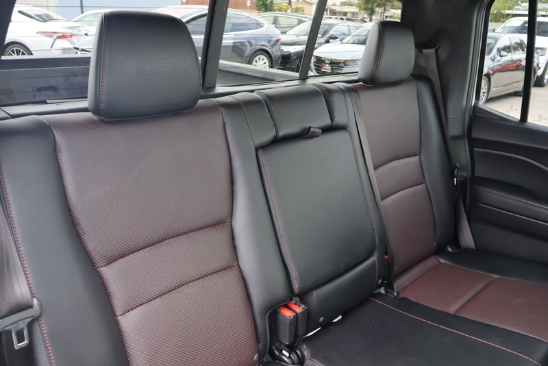 Honda Ridgeline Vehicle Full-screen Gallery Image 20