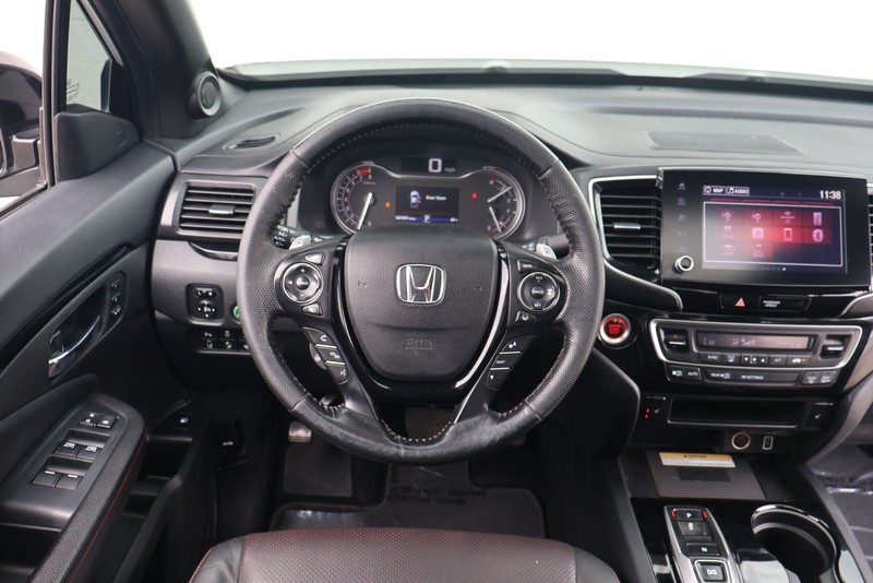 Honda Ridgeline Vehicle Full-screen Gallery Image 23