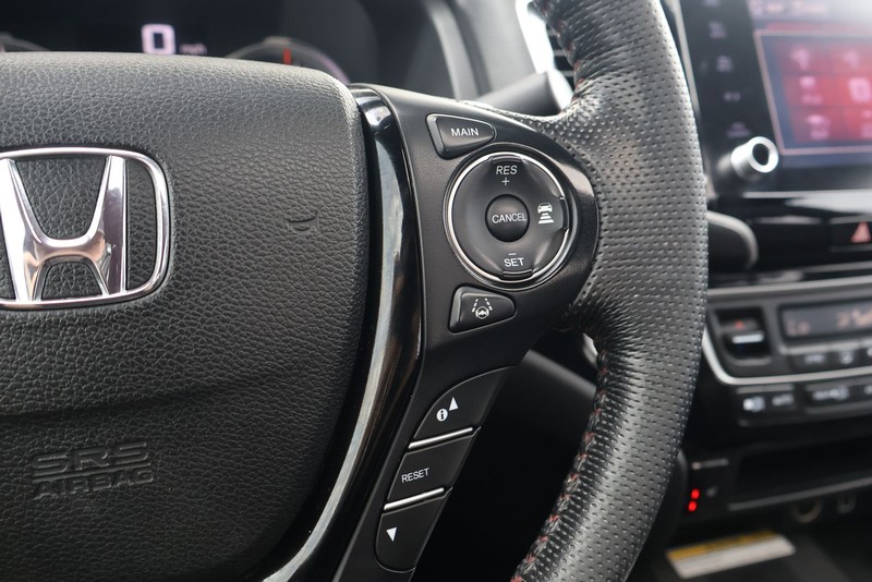 Honda Ridgeline Vehicle Full-screen Gallery Image 25