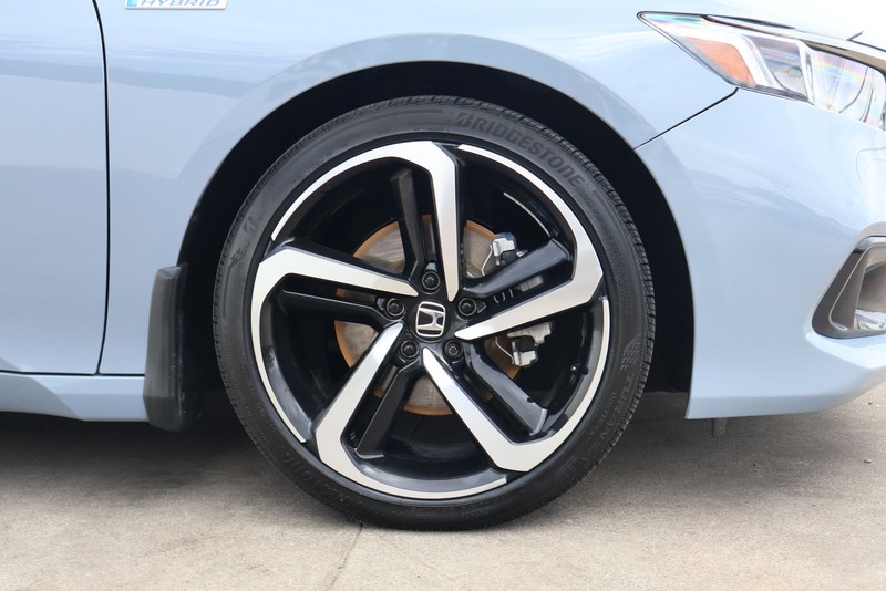 Honda Accord Hybrid Vehicle Full-screen Gallery Image 13