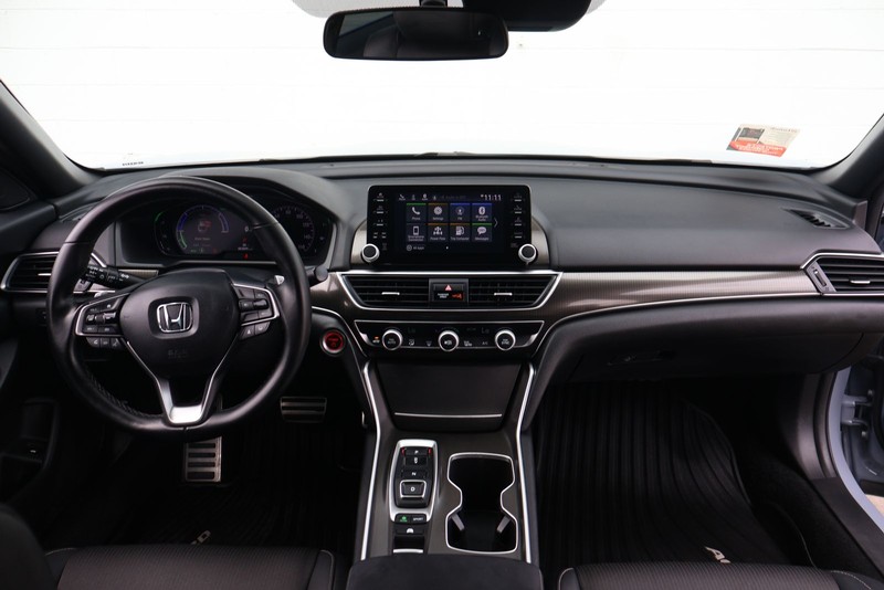 Honda Accord Hybrid Vehicle Full-screen Gallery Image 21