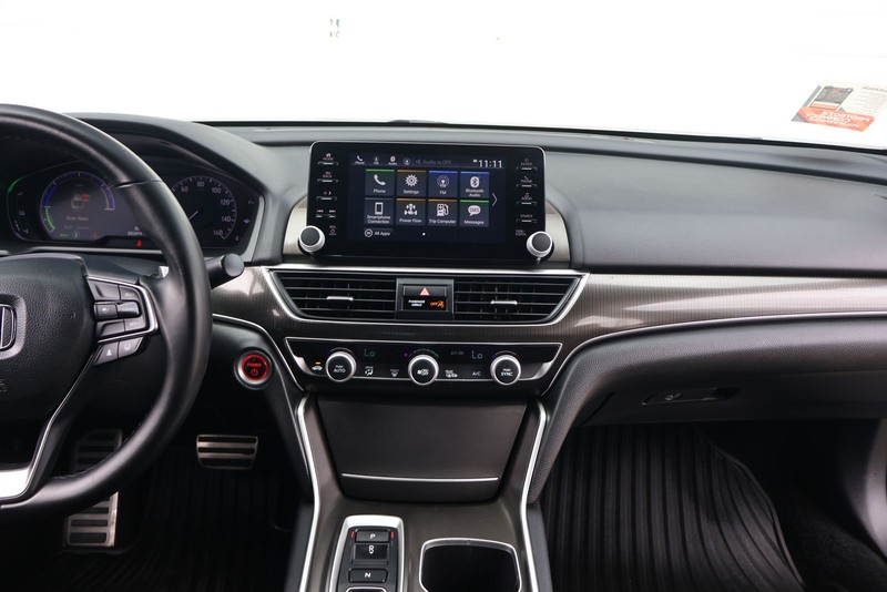 Honda Accord Hybrid Vehicle Full-screen Gallery Image 22