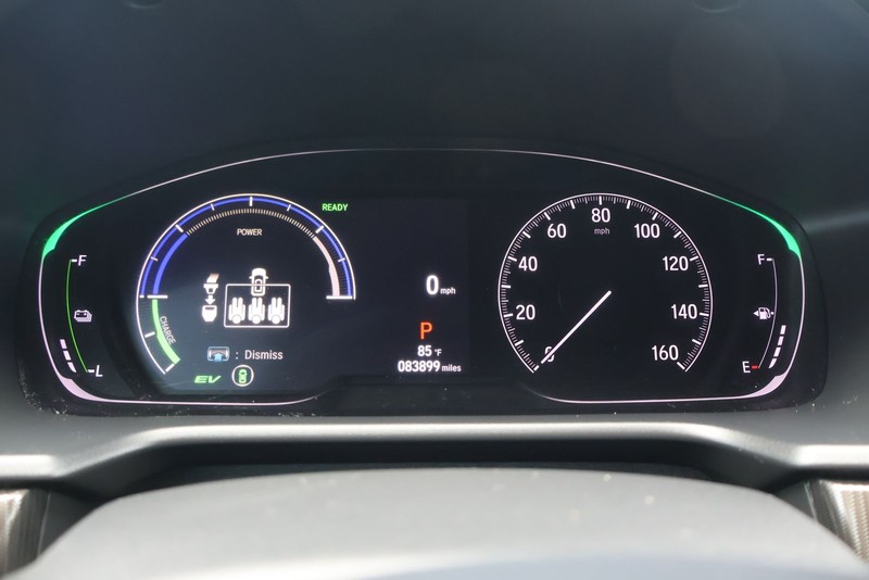 Honda Accord Hybrid Vehicle Full-screen Gallery Image 24