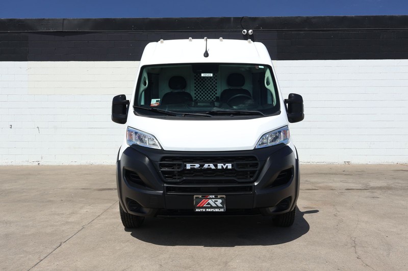 Ram ProMaster Cargo Van Vehicle Full-screen Gallery Image 04