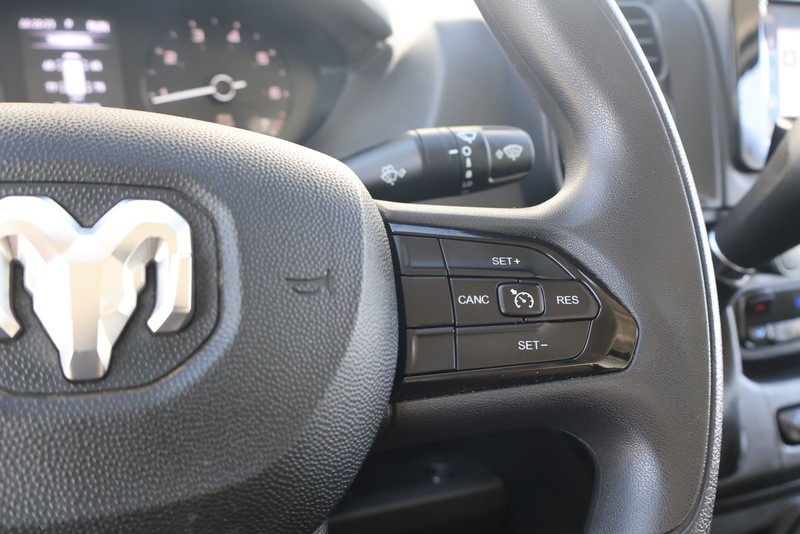 Ram ProMaster Cargo Van Vehicle Full-screen Gallery Image 25