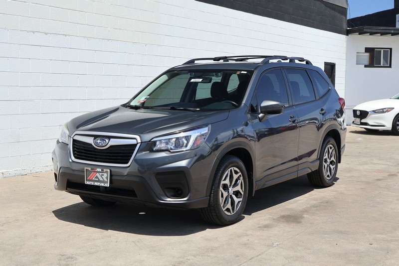 Subaru Forester Vehicle Full-screen Gallery Image 12