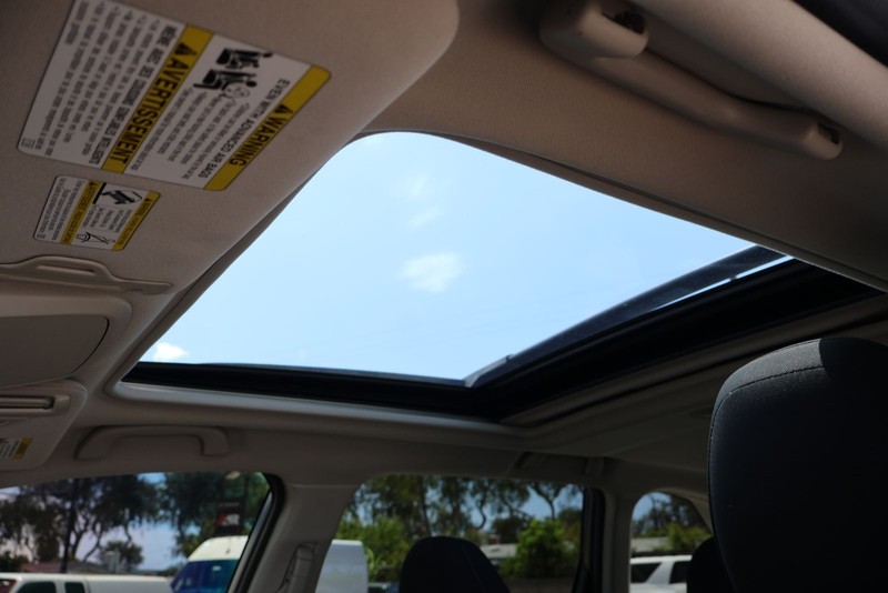 Subaru Forester Vehicle Full-screen Gallery Image 32