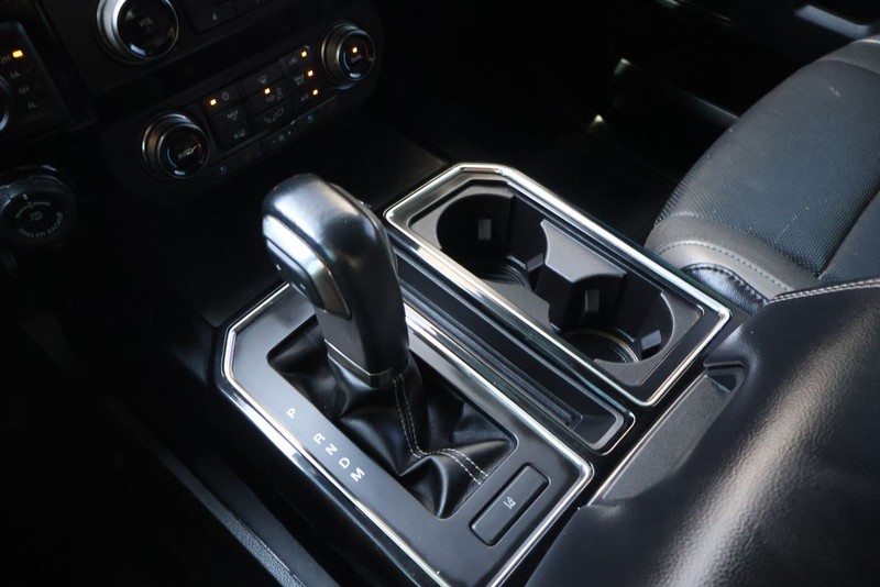 Ford F-150 Vehicle Full-screen Gallery Image 33