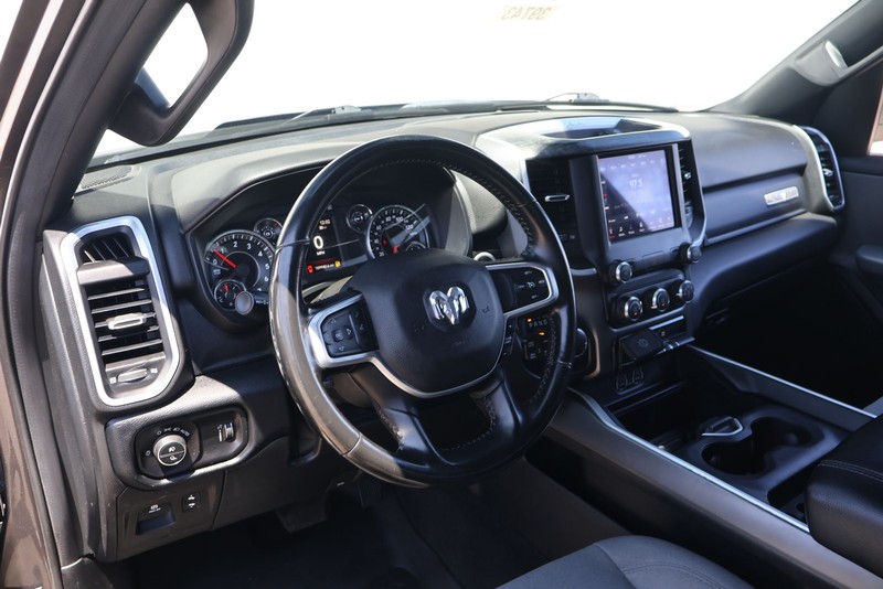 Ram 1500 Vehicle Full-screen Gallery Image 14