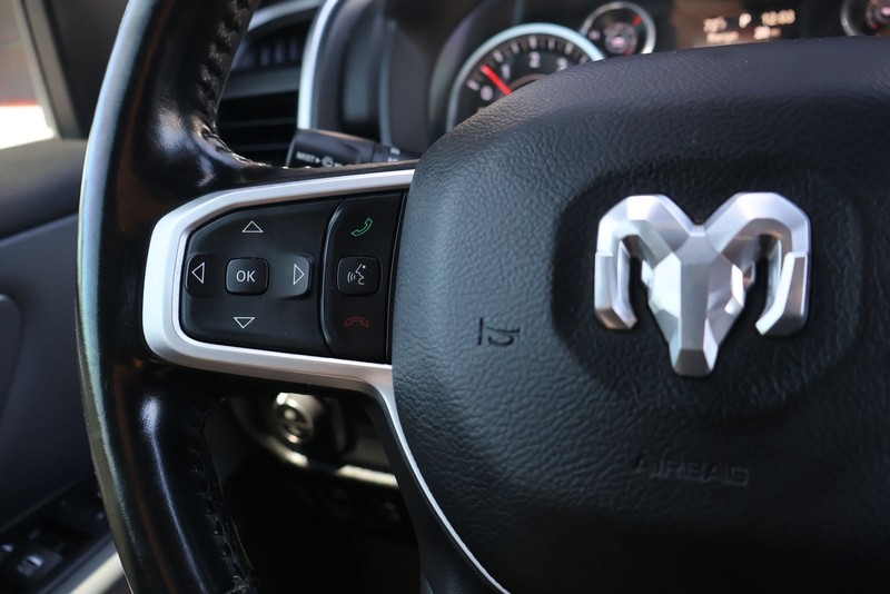 Ram 1500 Vehicle Full-screen Gallery Image 23