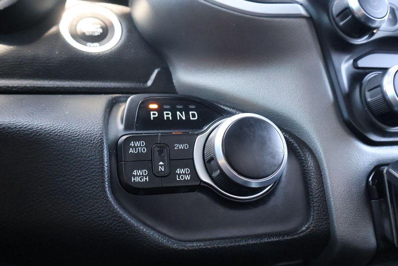 Ram 1500 Vehicle Full-screen Gallery Image 29