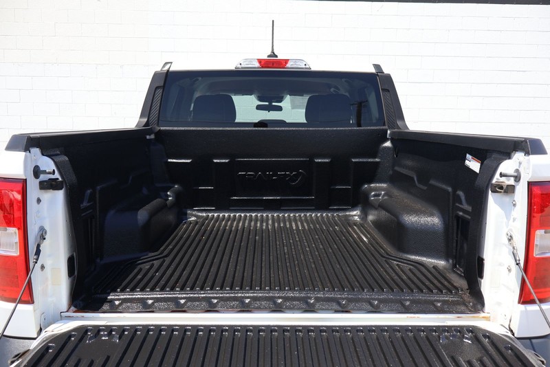Ford Maverick Vehicle Full-screen Gallery Image 08