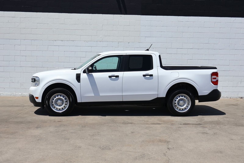 Ford Maverick Vehicle Full-screen Gallery Image 10