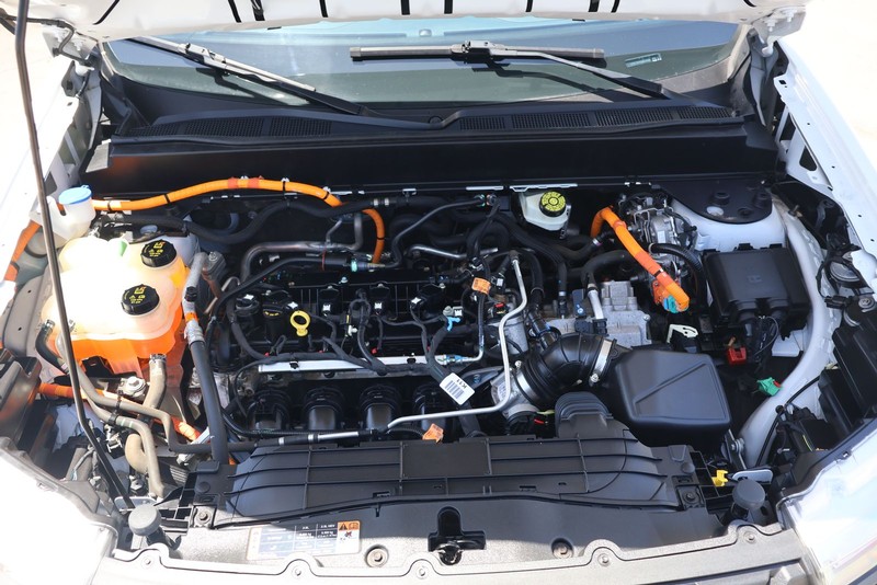 Ford Maverick Vehicle Full-screen Gallery Image 12