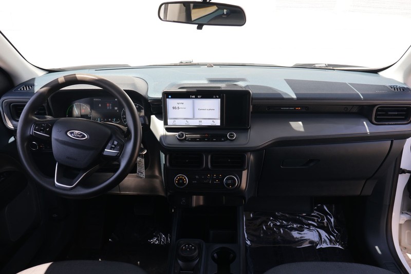 Ford Maverick Vehicle Full-screen Gallery Image 21